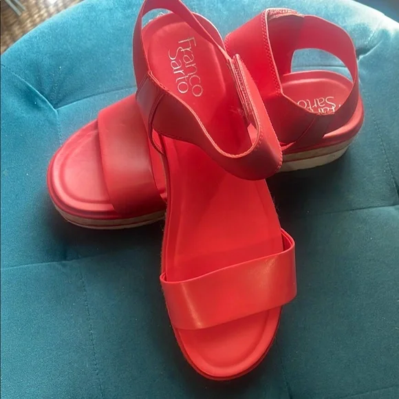 Franco Sarto Coral Red Platform Sandals - Picture 6 of 8